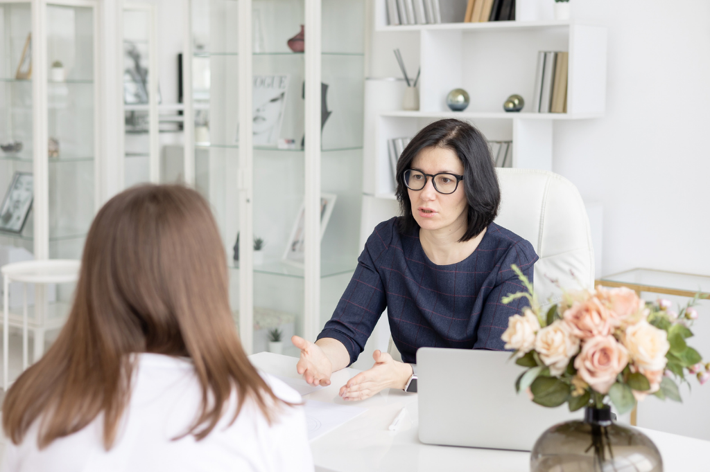 How Acupuncture Can Help Treat Your Pregnant Clients